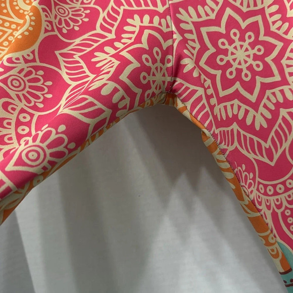 Electro Threads Mandala Leggings Pink, Teal and Orange in size XL - Picture 5 of 10